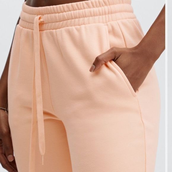 NWT Go-To Sweatpant in Gaia L - Picture 3 of 4